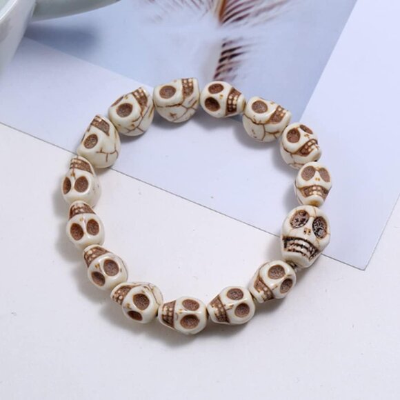 Stylish White & Turquoise Skull Bracelet - Fashionable Gothic Gift for Friends - Picture 4 of 6